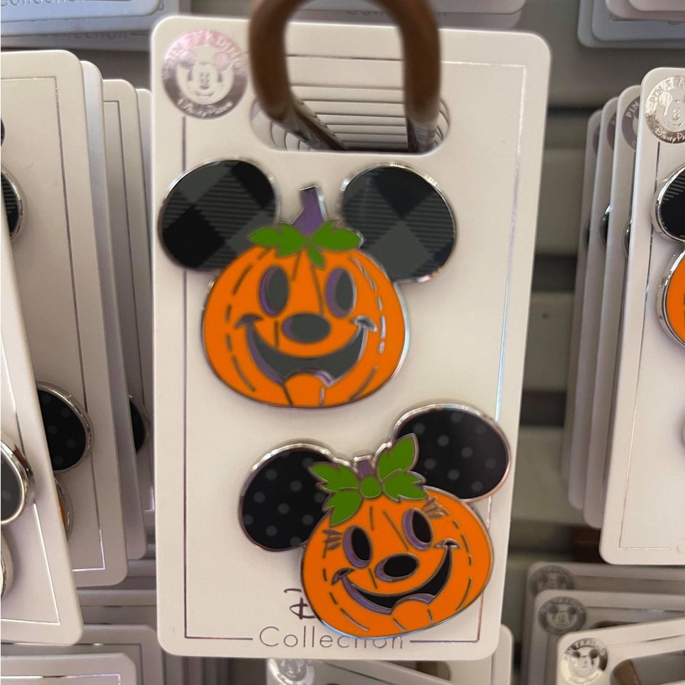 Disney Parks Mickey & Minnie Pumpkin Pins Set